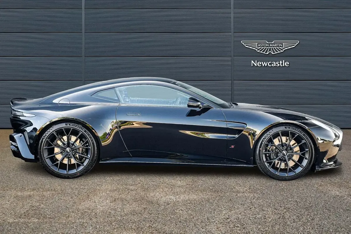 New Aston Martin V8 Vantage 2026 Black Hatchback
