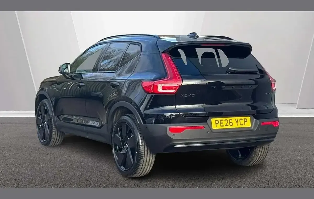 Used Volvo XC40 Ultra 194 HP (142 kW) 2026 Black SUV