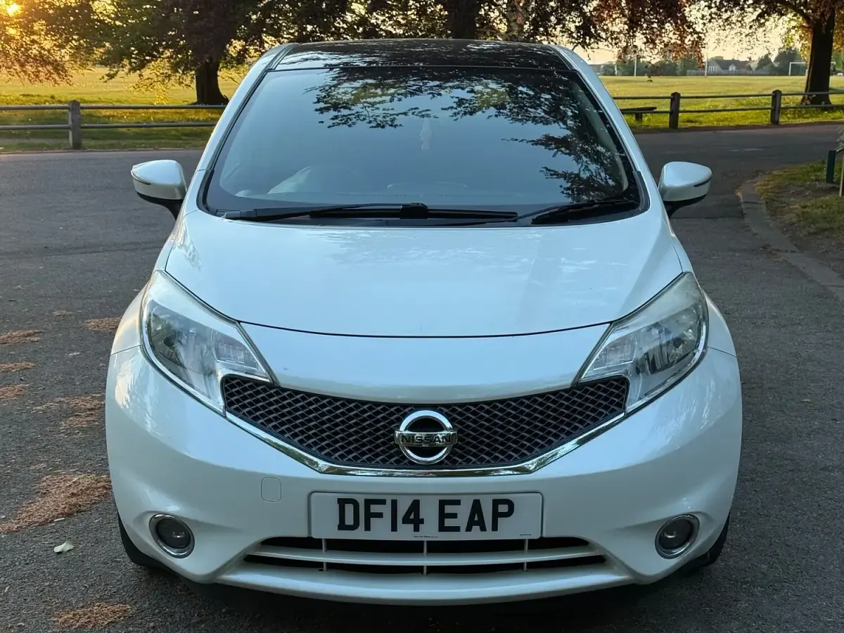 Used Nissan Note Acenta Premium 80 HP (58 kW) 2014 White Hatchback