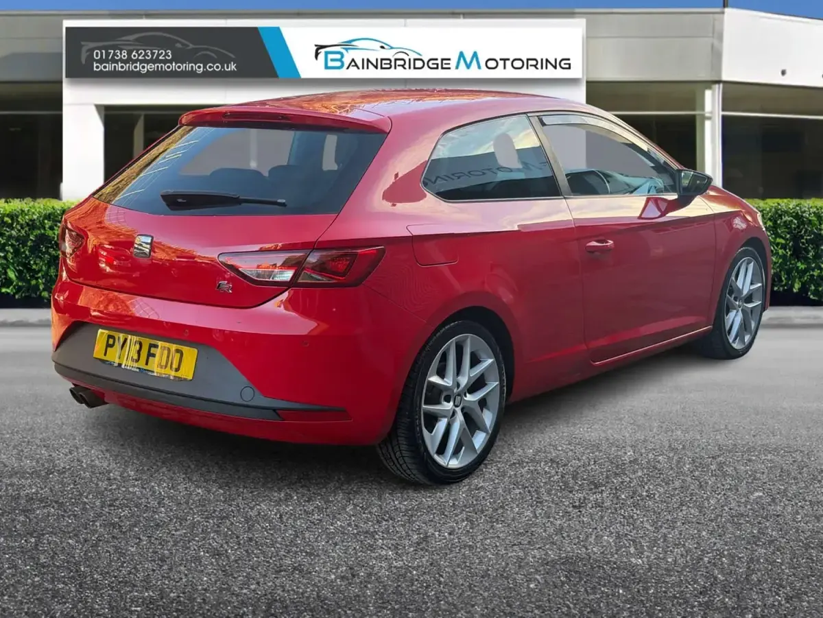 Used Seat Leon FR 180 HP (132 kW) 2013 Red Hatchback