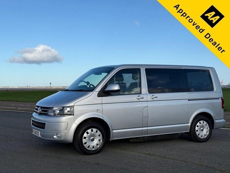Used VW Shuttle SE 140 HP (102 kW) 2014 Silver MPV