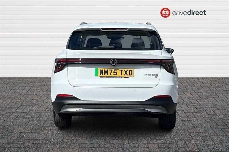 Used MG MG5 EV SE 114 kW (156 HP) 2025 White Estate