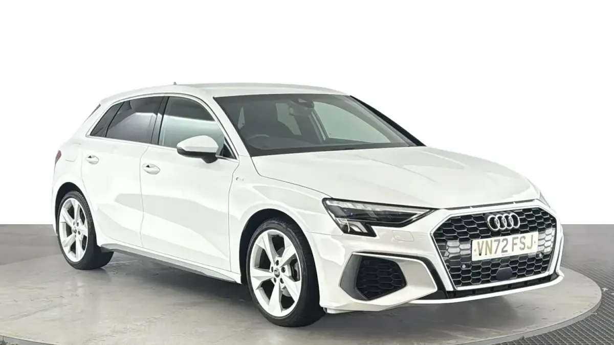 Used Audi A3 Sportback S-Line 110 HP (80 kW) 2022 White Hatchback