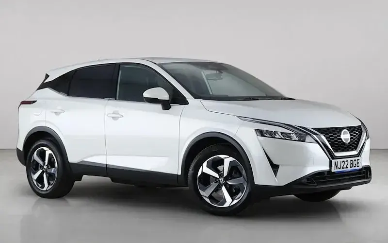 Used Nissan Qashqai N-Connecta 140 HP (102 kW) 2022 SUV