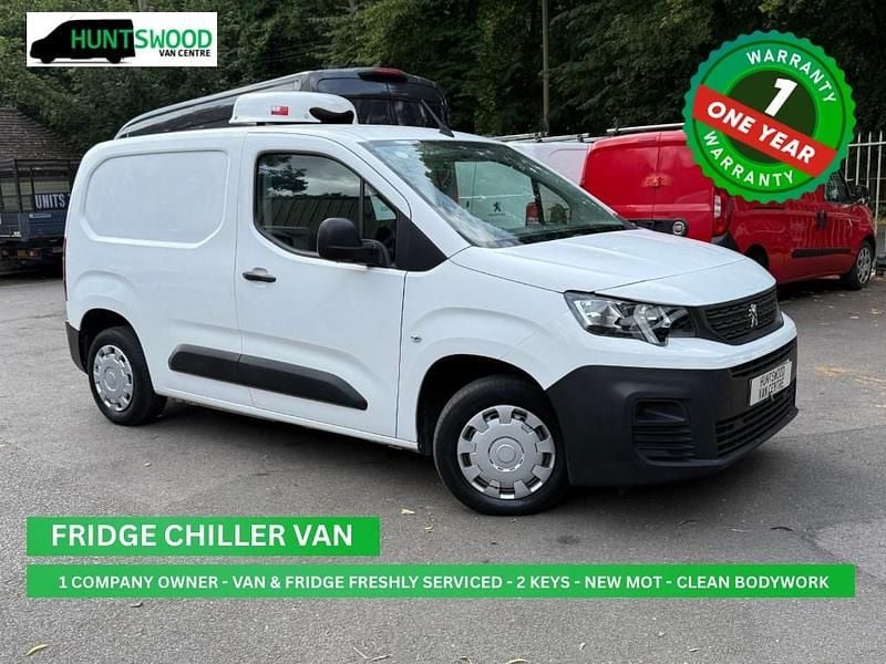 White Used 2020 Peugeot Partner S MPV | £10,750 (Fair price) - Image 1/3