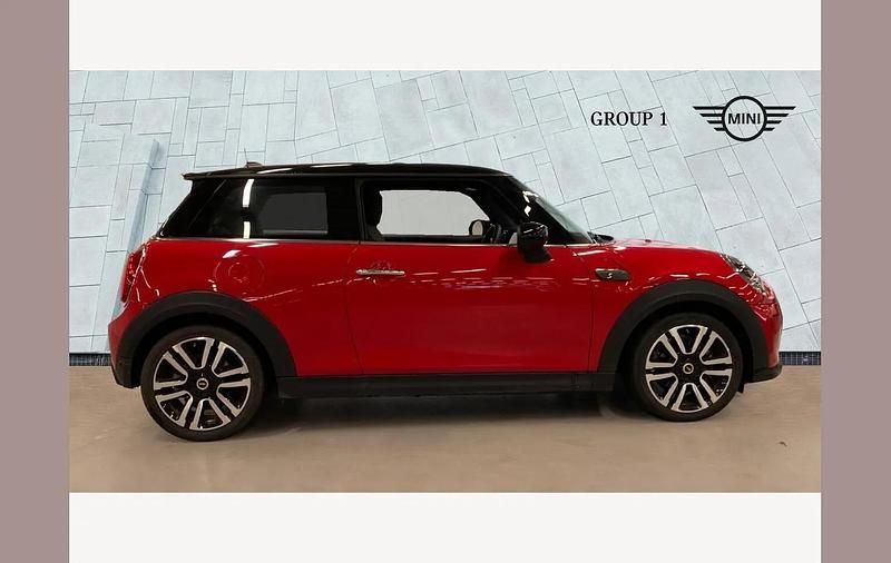 Used Mini Cooper S Level 2 135 kW (184 HP) 2022 Red Hatchback
