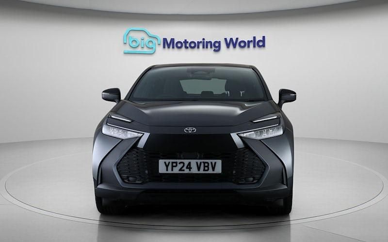 Used Toyota C-HR 140 HP (102 kW) 2026 SUV