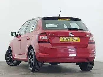 Used Skoda Fabia Colour Edition 95 HP (69 kW) 2019 Red Hatchback