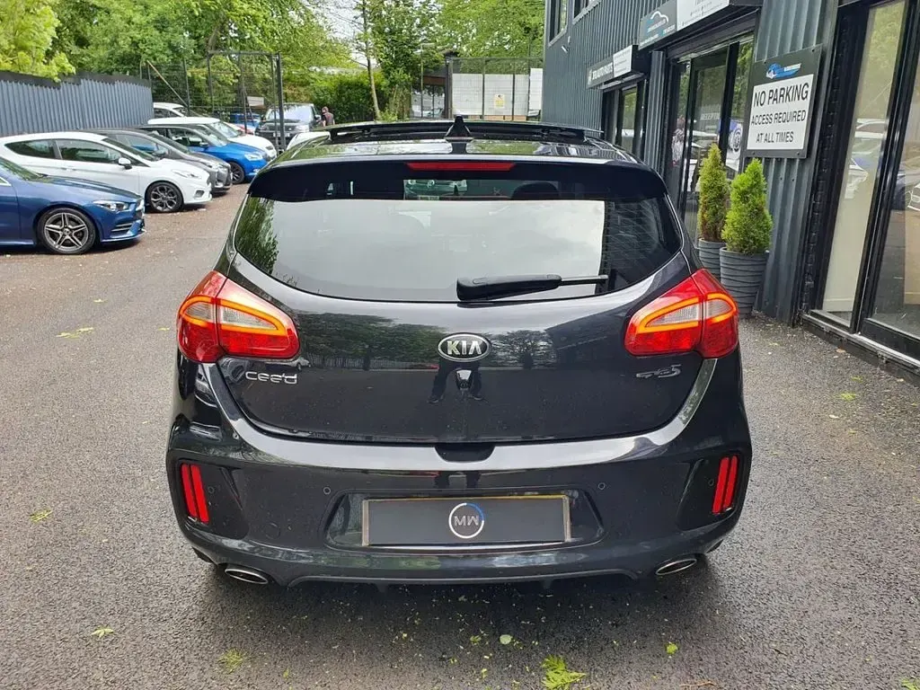 Used Kia Ceed GT-Line S 136 HP (100 kW) 2018 Black Hatchback