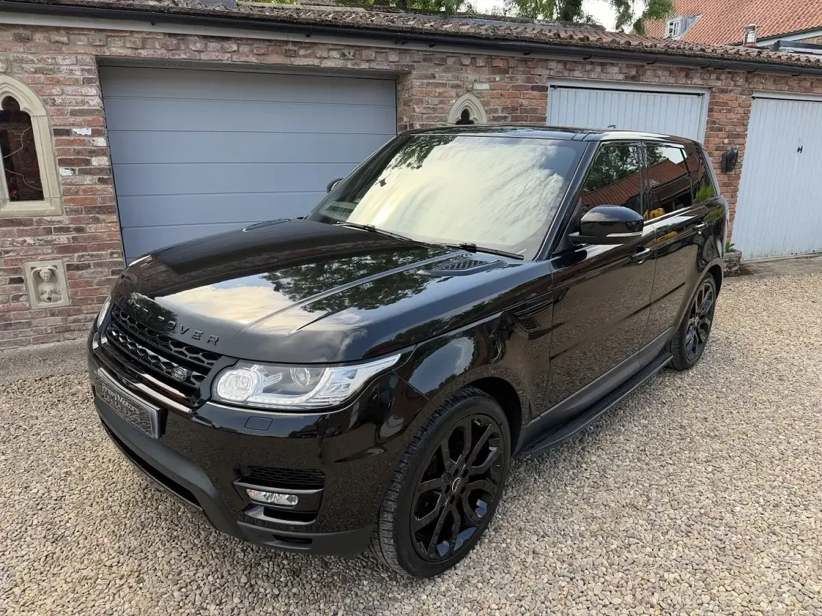 Used Land Rover Range Rover Sport HSE 306 HP (225 kW) 2017 Black SUV