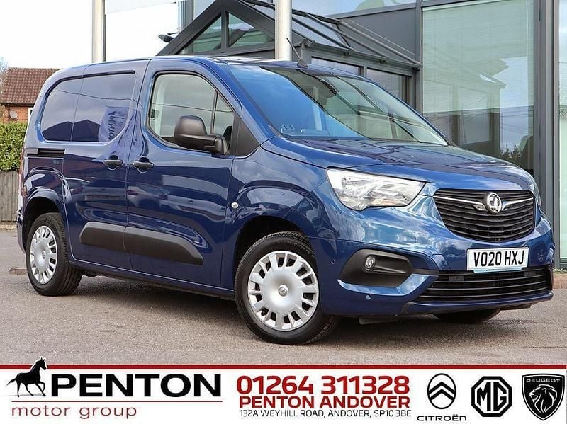 Blue Used 2020 Vauxhall Combo Sportive MPV | £9,490 (Good price) - Image 1/4