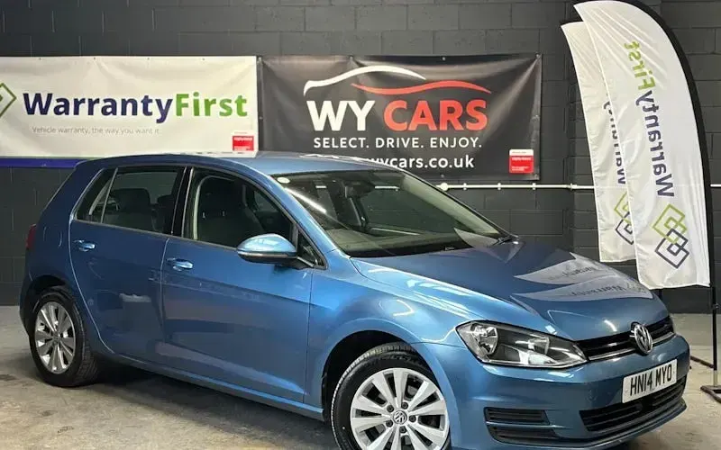 Used VW Golf VII SE 105 HP (77 kW) 2014 Hatchback