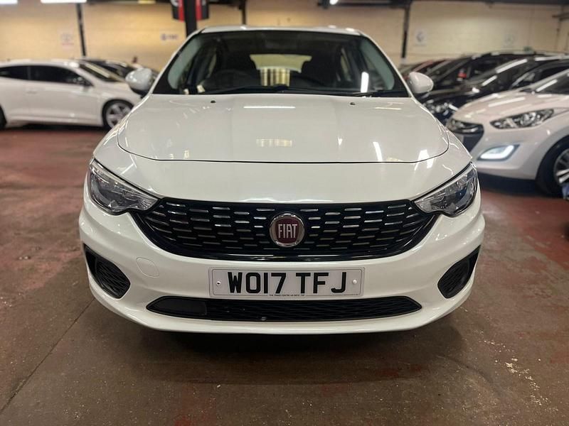 Used Fiat Tipo Easy 2017 White Hatchback
