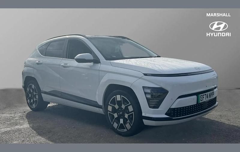 White Used 2025 Hyundai Kona Ultimate SUV | £28,100 (Expensive) - Image 1/4