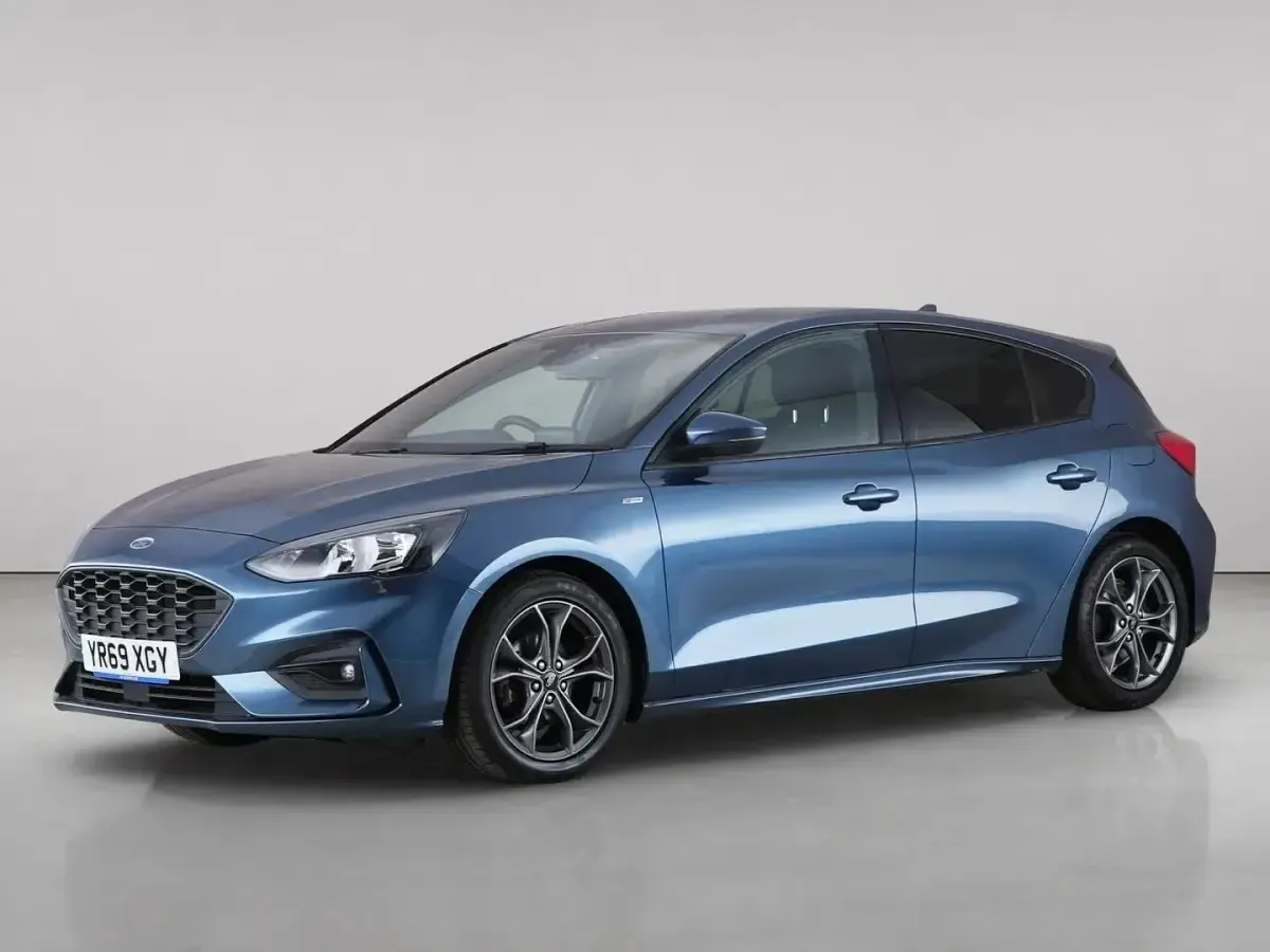 Used Ford Focus ST-Line 125 HP (91 kW) 2019 Blue Hatchback