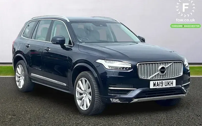 Usado Volvo XC90 Inscription 235 HP (172 kW) 2019 SUV