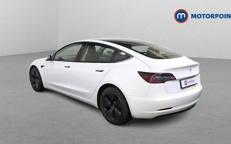 Used Tesla Model 3 Standard Range 208 kW (283 HP) 2021 White Sedan