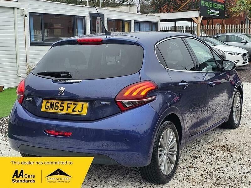 Used Peugeot 208 Allure 2015 Blue Hatchback