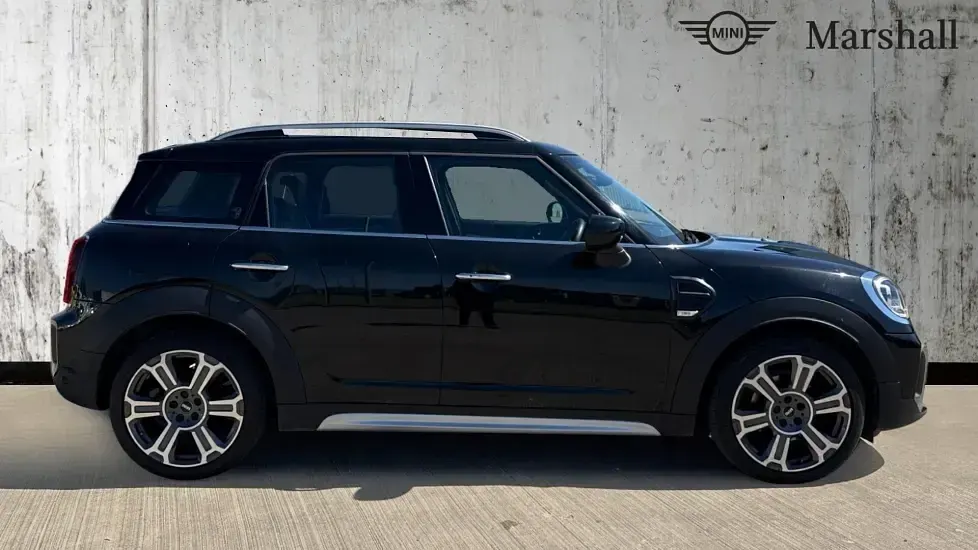 Used Mini Cooper Countryman Exclusive 134 HP (98 kW) 2023 Black SUV
