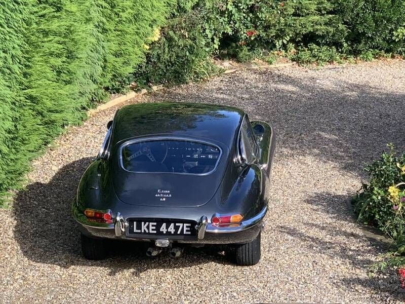 Used Jaguar E-Type 269 HP (197 kW) 1966 Grey Coupe