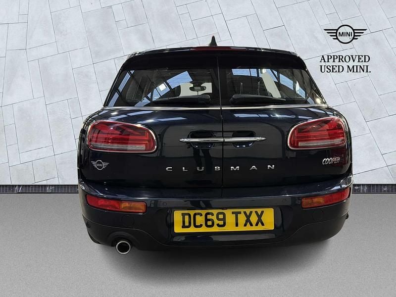 Used Mini Cooper Clubman Classic 134 HP (98 kW) 2019 Black Estate