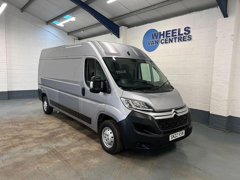 Used Citroën Relay 140 HP (102 kW) 2022 Grey Van