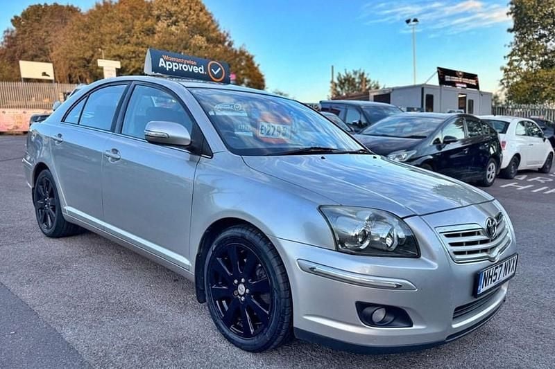 Silver Used 2008 Toyota Avensis Hatchback | £2,795 (Fair price) - Image 1/1