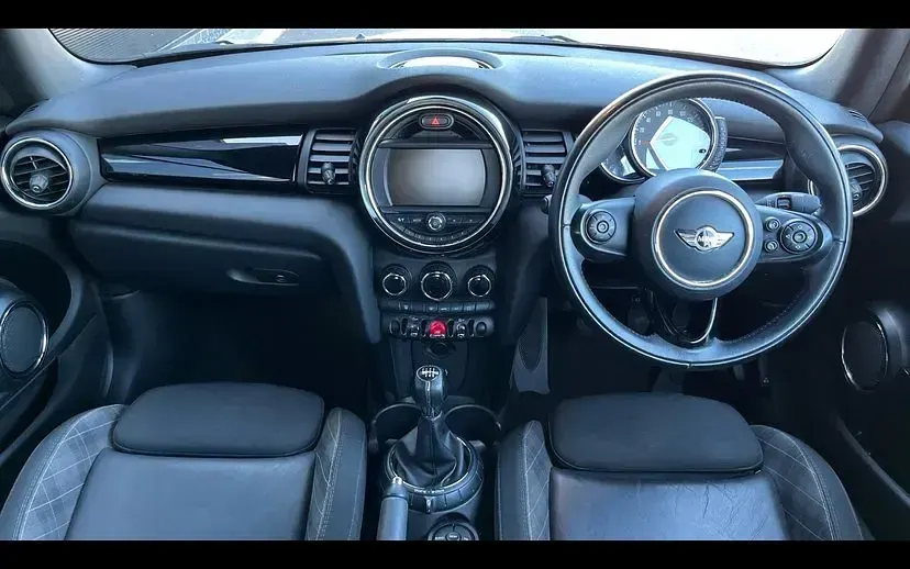 Used Mini Cooper Cabriolet 134 HP (98 kW) 2017 Silver Cabriolet