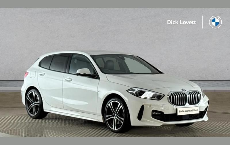 Used BMW 118 M Sport 134 HP (98 kW) 2023 White Hatchback