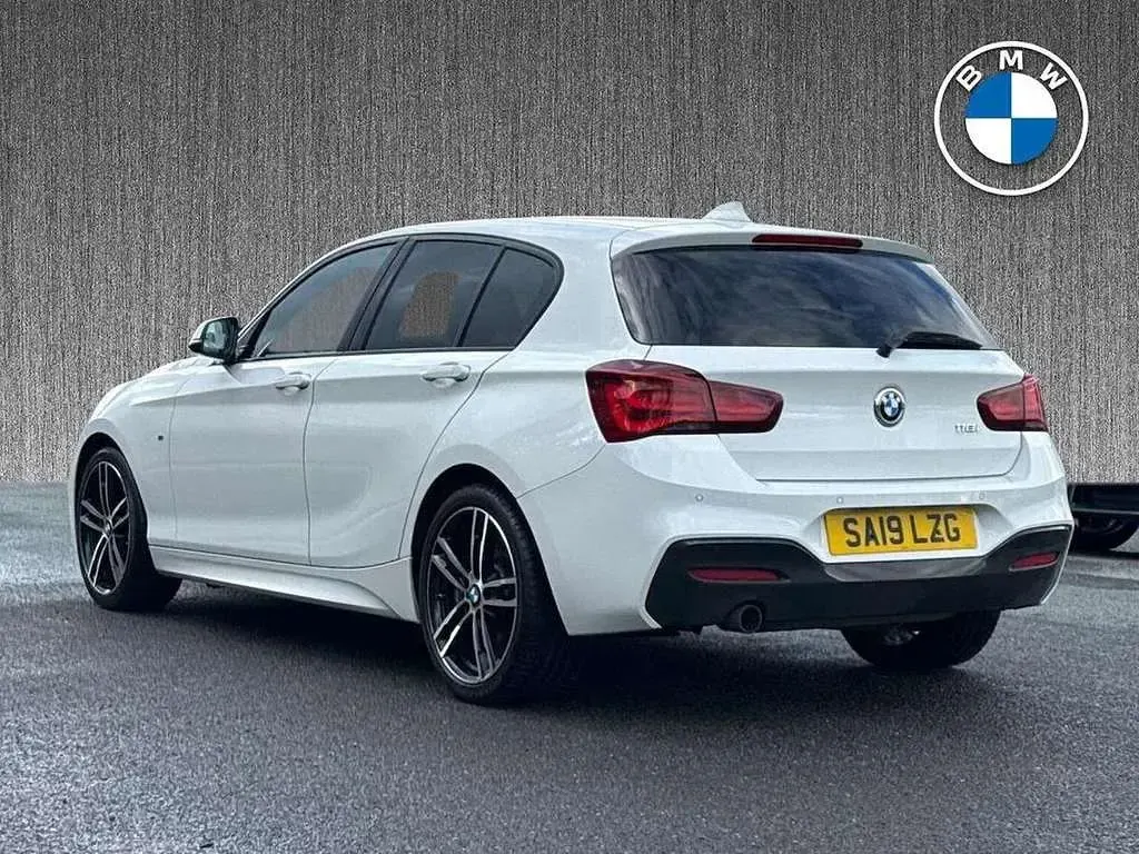 Used BMW 118 M Sport 134 HP (98 kW) 2019 White Hatchback