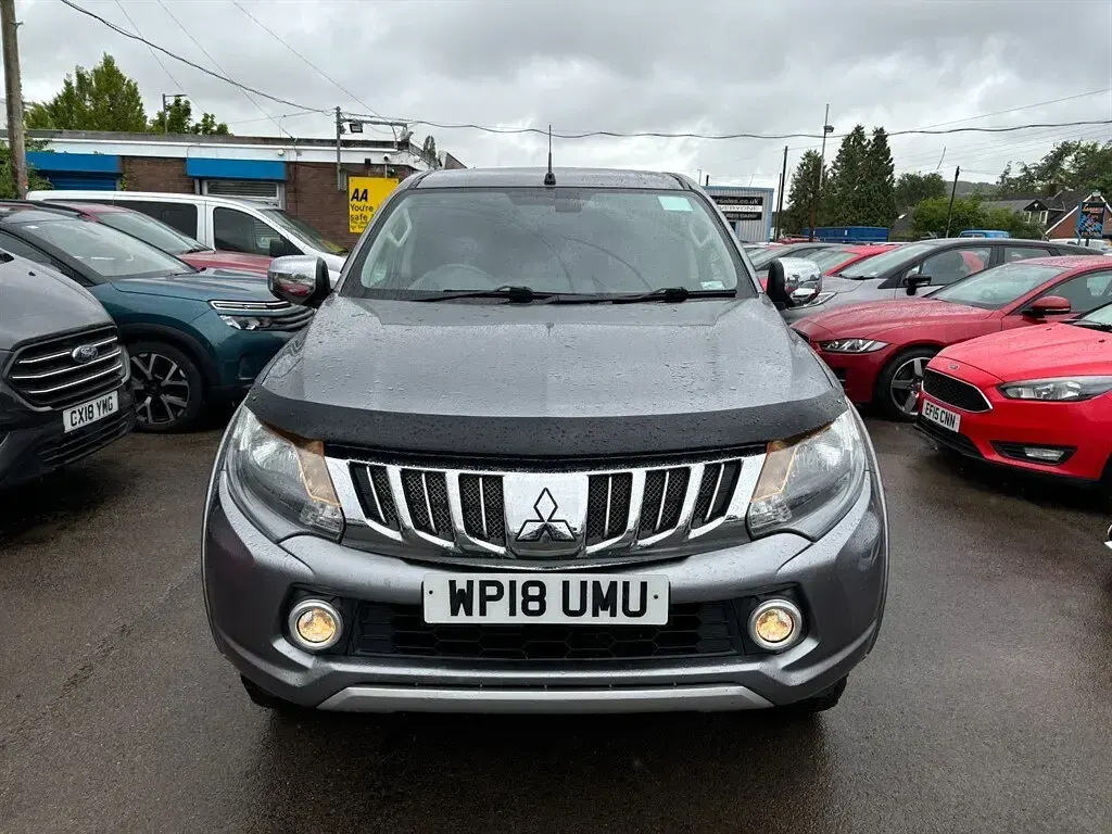 Used Mitsubishi L200 2018 Grey Pickup