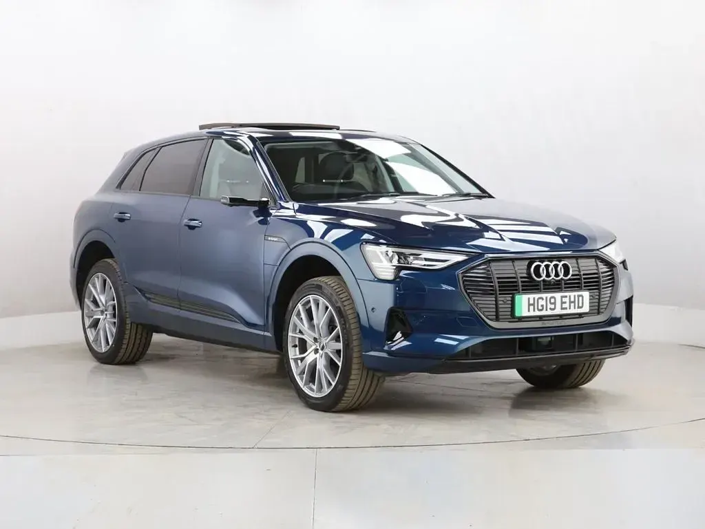 Used Audi e-tron Comfort 300 kW (408 HP) 2019 Blue SUV