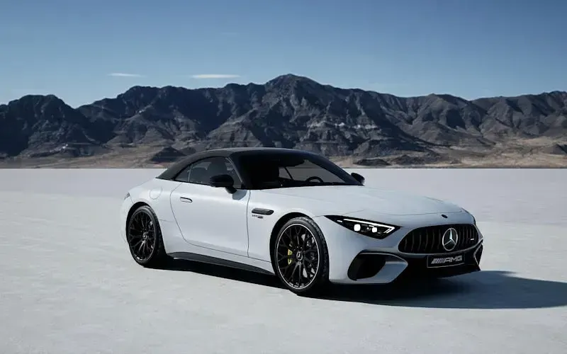 Używany Mercedes SL63 AMG Premium Plus 585 KM (430 kW) 2025 Kabriolet