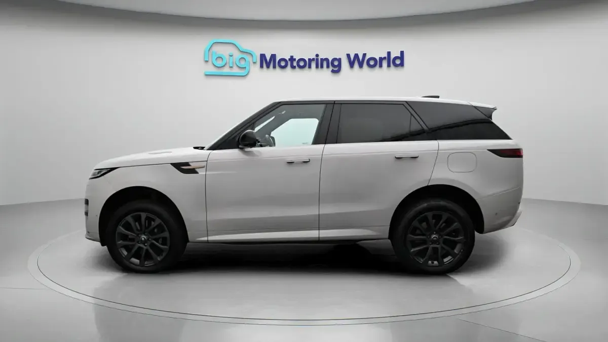 Second-hand Land Rover Range Rover Sport SE Dynamic 2023 SUV