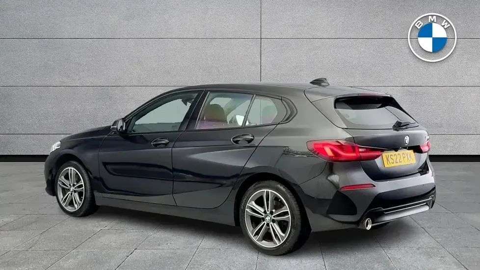 Used BMW 118 Sport Line 134 HP (98 kW) 2022 Black