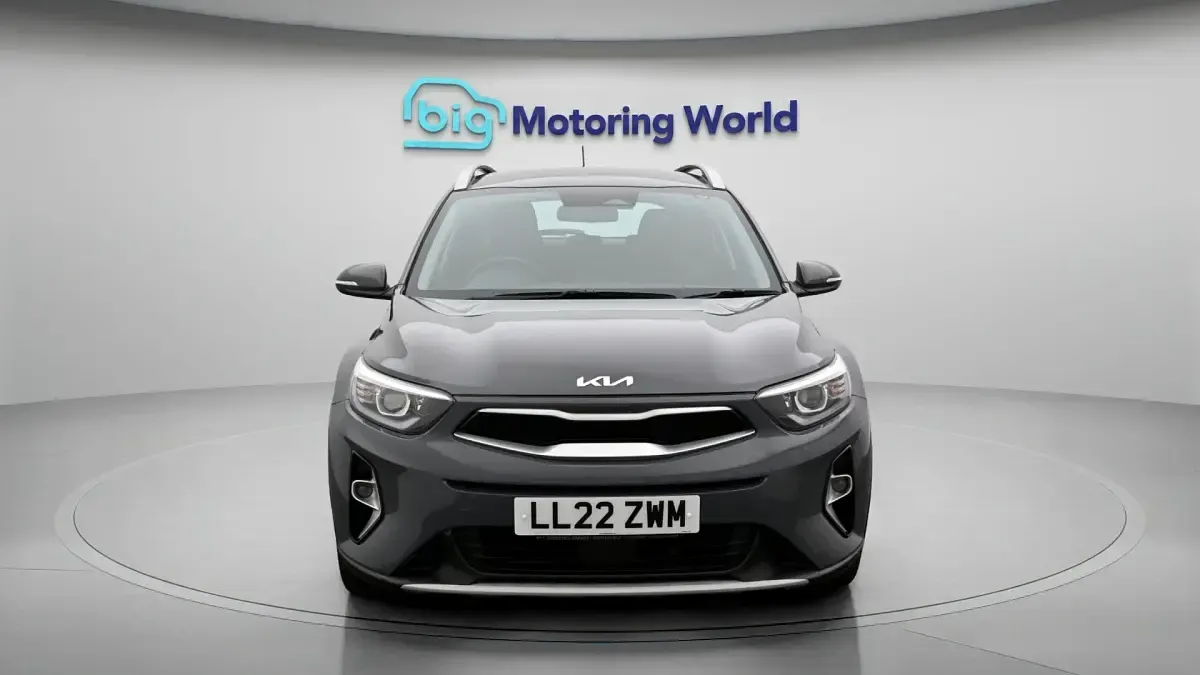 Used Kia Stonic 99 HP (72 kW) 2022 Grey SUV