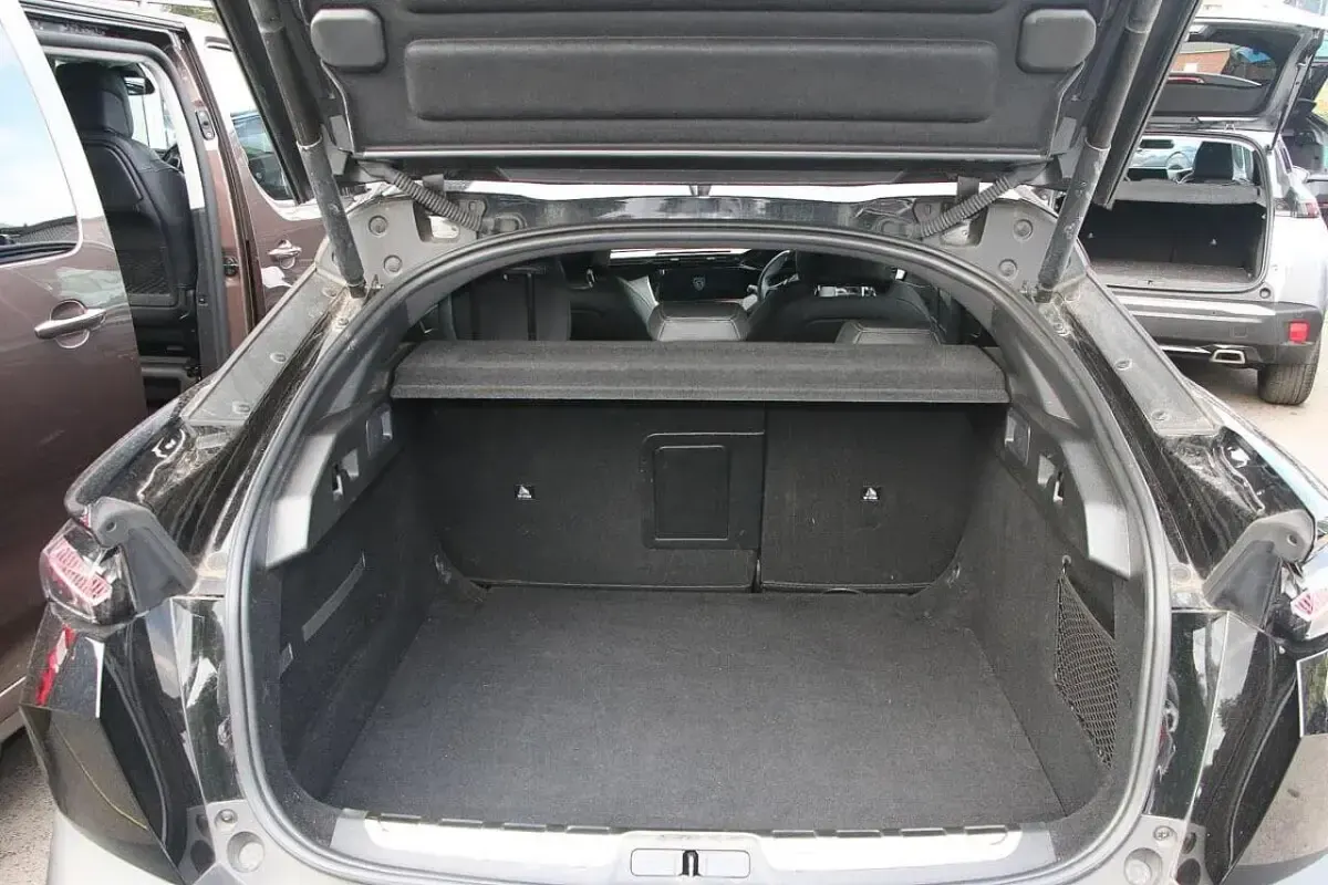 Used Peugeot 408 GT 129 HP (94 kW) 2024 Black SUV