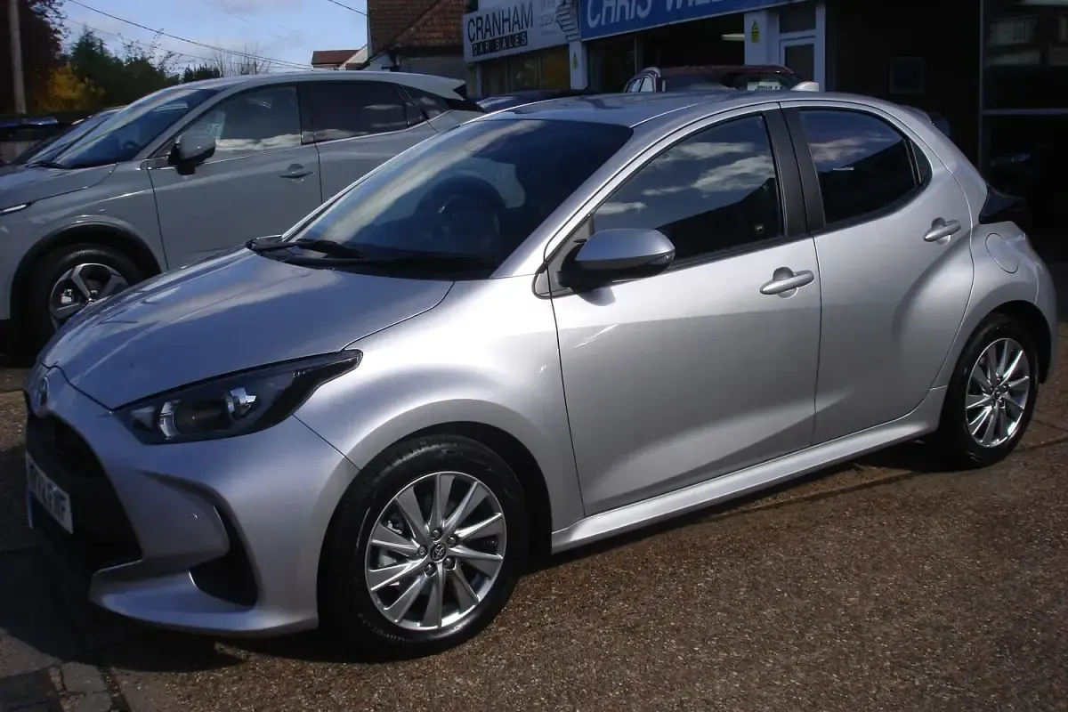 Used Toyota Yaris Hybrid 2022 Silver Hatchback