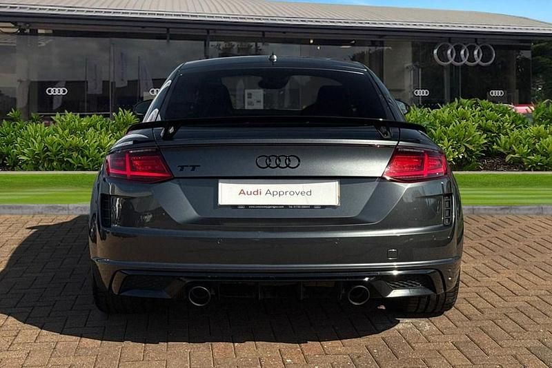 Używany Audi TT Black Edition 197 KM (144 kW) 2022 Szary Coupe