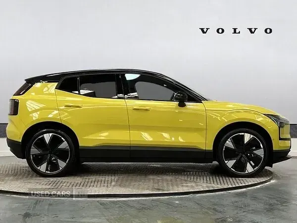 Used Volvo EX30 Ultra 200 kW (272 HP) 2025 Yellow SUV