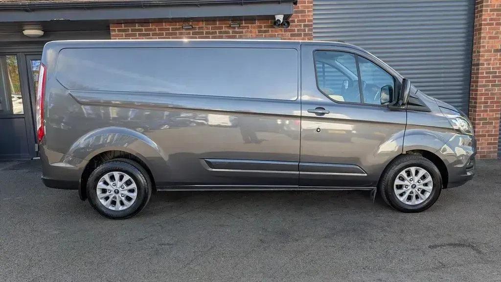 Used Ford Transit Custom Limited 2019 Grey Van