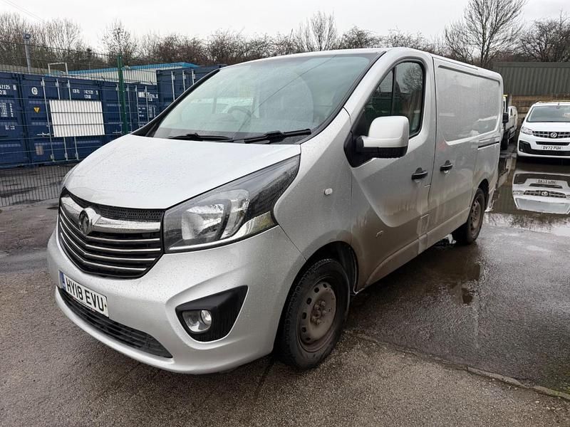 Used Vauxhall Vivaro Sportive 125 HP (91 kW) 2018 Silver MPV