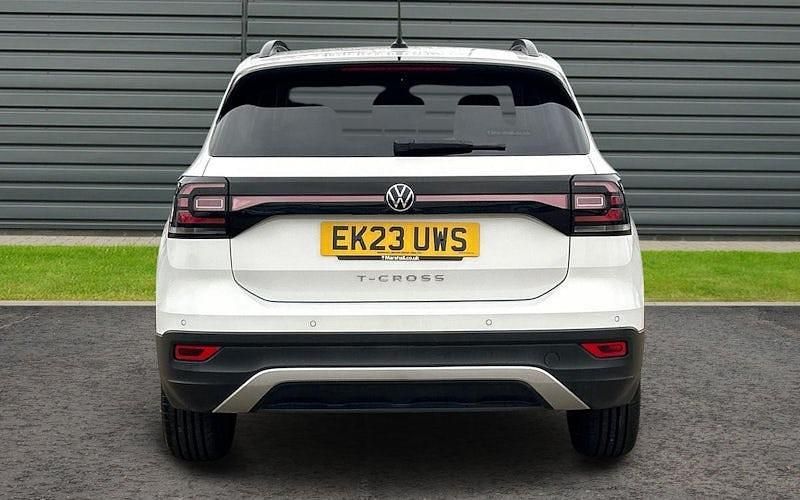 Usado VW T-Cross Black Edition 110 HP (80 kW) 2023 Branco SUV