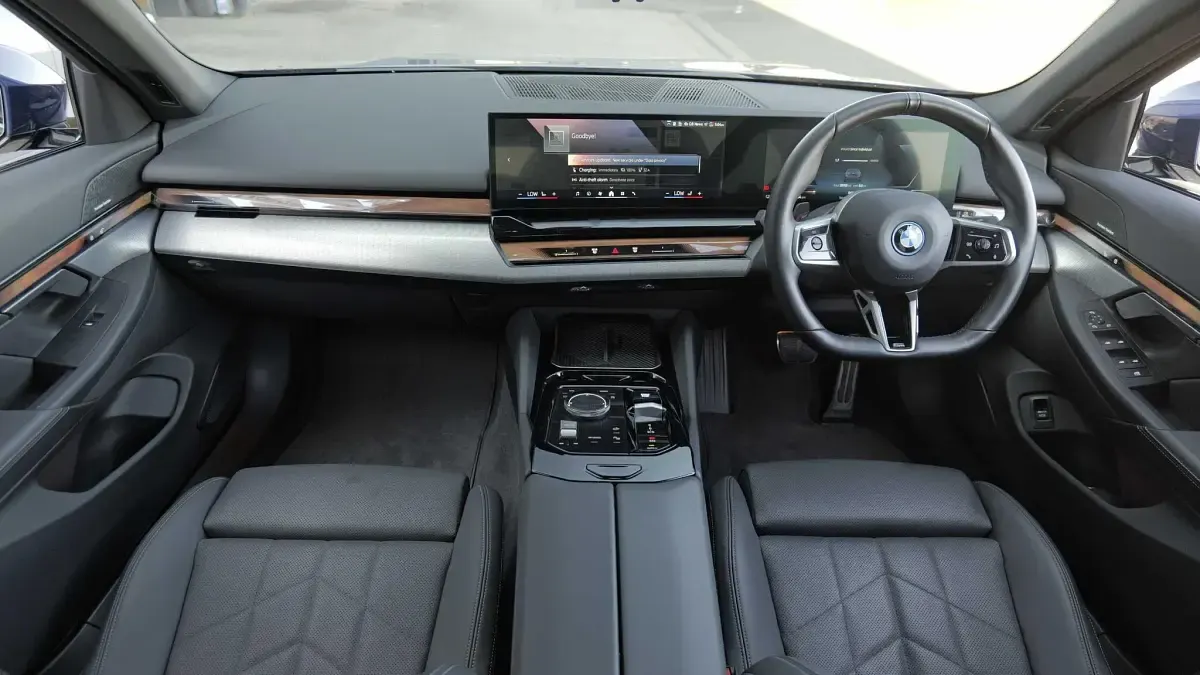 Used BMW i5 M Sport 246 kW (335 HP) 2024 Blue