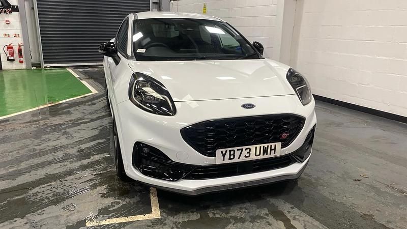 Used Ford Puma ST 170 HP (125 kW) 2023 White SUV
