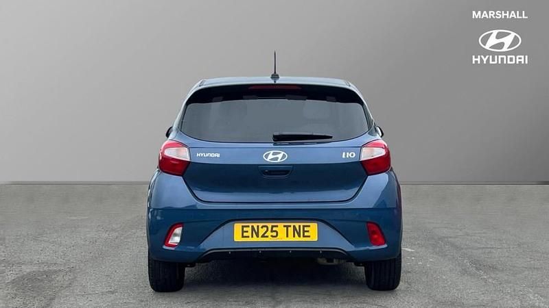 Used Hyundai i10 Premium 79 HP (58 kW) 2025 Blue Hatchback