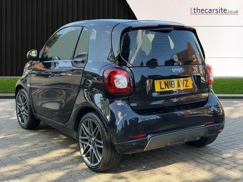 Used Smart ForTwo Coupé 90 HP (66 kW) 2018 Black Coupe
