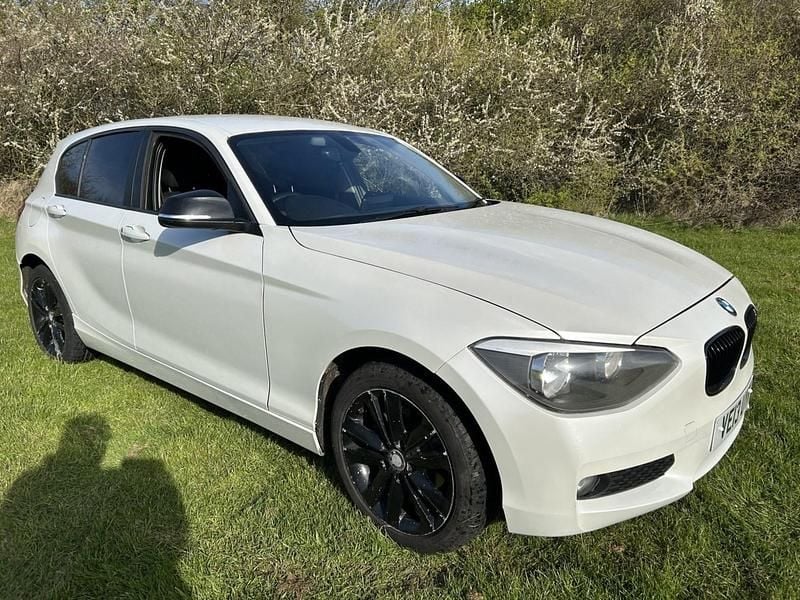 Usado BMW 118 Sport Line 2013 Branco Citadino