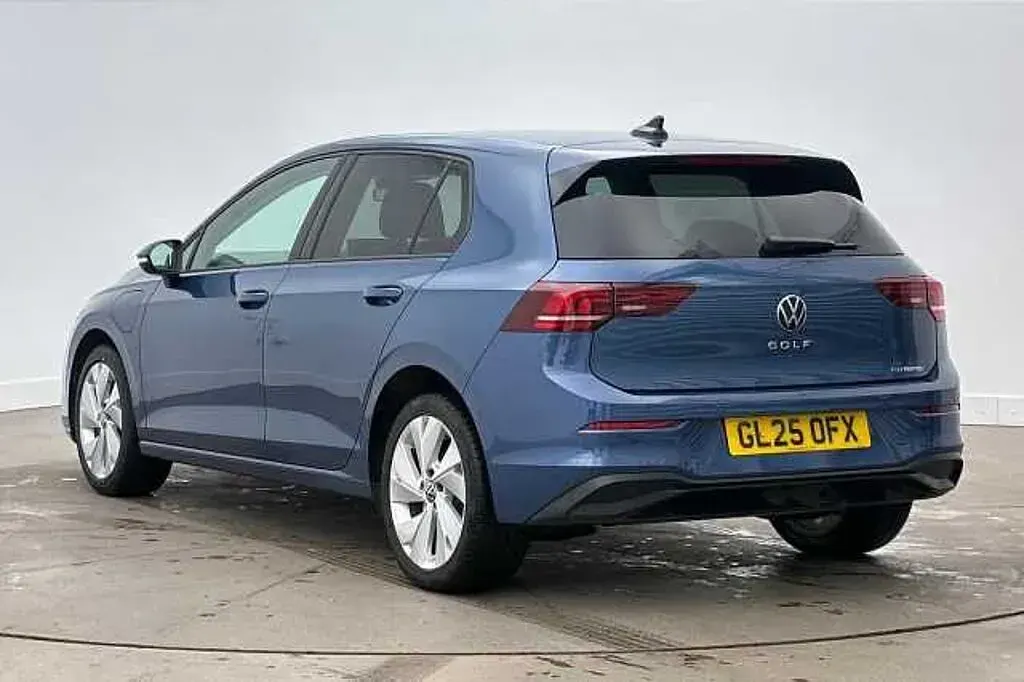 Used VW Golf VIII 204 HP (150 kW) 2025