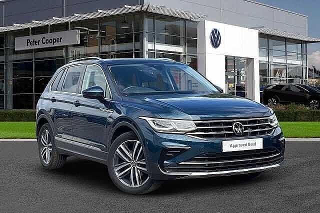 Blue Used 2022 VW Tiguan Elegance SUV | £26,491 (Fair price) - Image 1/4